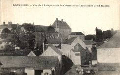 CPA Bourgueil Vue de l Abbaye et de la Communaute des Soeurs de St Martin 