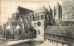 VINTAGE POSTCARD Boundary line L Apse of the Cathedral And the Treasury