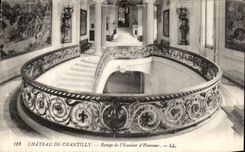 CPA Chateau de Chantilly Rampe de l Escalier d Honneur