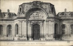 CPA Chateau de Chantilly Les Ecuries Porte d Honneur
