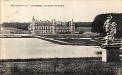 CPA Chantilly Le Chateau Vue Prise de Vineul