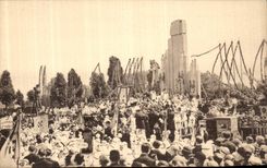 VINTAGE POSTCARD Lille Fiftieth anniversary of the international congers eucharistiquues Liegart Cardinal the monumental resting place