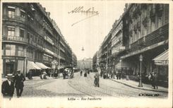 VINTAGE POSTCARD Lille Street Faidnerbe