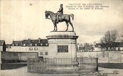 CPA Chateau De Chantilly Statue du Duc D Aumale par Gerome