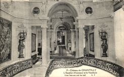 CPA Chantilly Chateau De La Chapelle L Escalier d honneur et le Vestibule