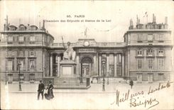 VINTAGE POSTCARD Paris House of Commons and Statue of the Law