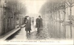 CPA Inondations De Paris Boulevard Saint Germain Janvier 1910