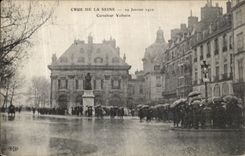 CPA Crue De La Seine Janvier Carrefour Voltaire