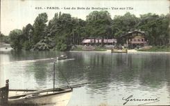 VINTAGE POSTCARD Paris Lake of the Bois de Boulogne Seen on I Island
