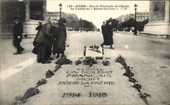 CPA Paris Arc de Triomphe de l Etoile La Tombe du Soldat Inconnu