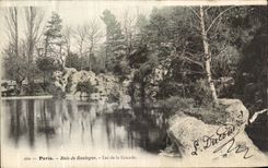 VINTAGE POSTCARD Paris Bois de Boulogne Lake of the Cascade