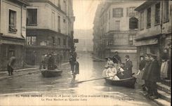 CPA Paris Inonde La Place Maubert au Quartier Latin