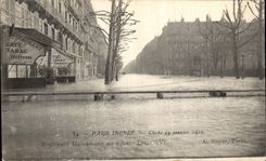 CPA Paris Inonde Boulevard Haussmann au Square Louis XVI