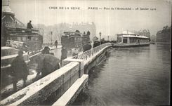 CPA Cure De La Seine Paris Pont de l Archeveche