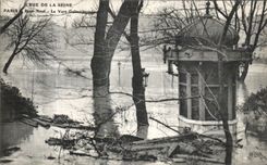 CPA Paris Crue De la Seine Pont Neuf Le Vert Galant inonde