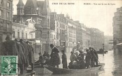 VINTAGE POSTCARD the Rising Of the Seine Paris Seen On the Sight of Lyon