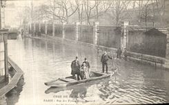 VINTAGE POSTCARD the Rising Of the Seine Paris Street of the Pits Saint Bernard