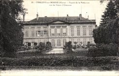 VINTAGE POSTCARD Trawl nets On the Marne Frontage of the Prefecture Seen of Course D Ornesson