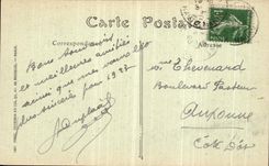 Portico meridional de Souhern de la catedral del St Mammes de la puerta del St Mammes de la catedral de Langres de la POSTAL de la VENDIMIA