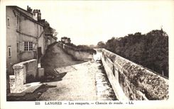 VINTAGE POSTCARD Langres the Walls Covered way