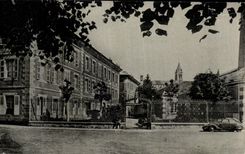 CPA Bourbonne les Bains Thermes Militaires Militaria