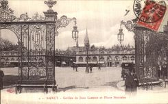 CPA Nancy Grilles de Jean Lamour et Place Stanislas