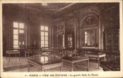 VINTAGE POSTCARD Paris Hotel of Monnales the Big room of the Museum