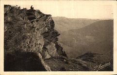 CPA La Suisse Normande Les Roches d Oetre et la Vallee de la Rouvre