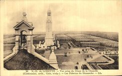 CPA ND de Lorette Vue Prise du Dome de La Chapelle Les pelerins du dimanche 