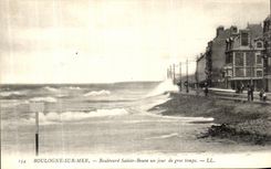 VINTAGE POSTCARD Boulogne On Sea Boulevard Sainte Beuve a day of heavy weather