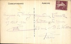 VINTAGE POSTCARD Boulogne On Perspective Sea of the Quays Boats