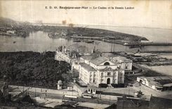 VINTAGE POSTCARD Boulogne On Sea the Casino and the Loubet Basin