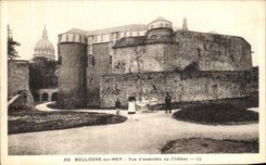VINTAGE POSTCARD Boulogne On Sea Seen D Together of the Castle