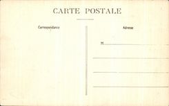 VINTAGE POSTCARD Boulogne on Standard Sea of Fish stew Folklore Costume Woman