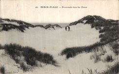 CPA Berck Plage Promenade dans les Dunes