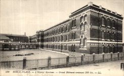 CPA Berck Plage L Hopital Maritime Grand Batiment contenant 300 lits