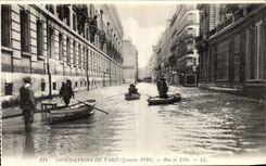 VINTAGE POSTCARD Paris Floods of Street Of Lille