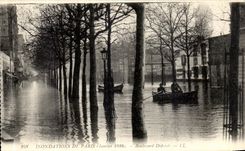 CPA Paris Inondations De Boulevard Diderot