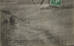 CPA Paris Crue De La Seine Les ecluses de la monnaie 