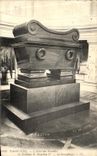 VINTAGE POSTCARD Paris L Hotel Of the Invalids Tomb of Napoleon 1st Sarcophagus
