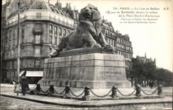 VINTAGE POSTCARD Paris the Lion of Belfort decire medium of the Place Denfert Rochereau