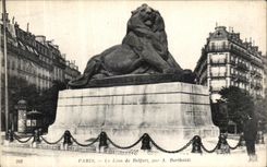 VINTAGE POSTCARD Paris the Lion of Belfort by has Bartholdi