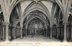 VINTAGE POSTCARD Paris the Crypt of Sainte the Vault