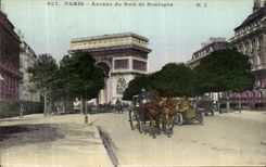 CPA Paris Avenue du Bois de Boulogne Caleche Automobile