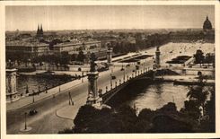 CPA Paris Pont Alexandre III et l esplanade des Invalides
