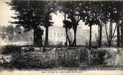 Los vestigios de Paris de la POSTAL de la VENDIMIA de las paredes suponen de Paris Clos de Julien Notre Dame Saint pobre