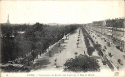 CPA Paris Perspective du Jardin des Tuileries et Rue de Rivoli Tour Eiffel