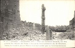 CPA Arras Hotel de ville Militaria