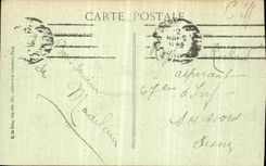 CPA Arras Grand Place Militaria