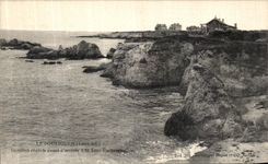 VINTAGE POSTCARD Pouliguen the Last Country cottages before D to arrive at the Rochereau Tower